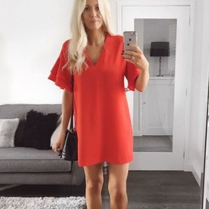 Zara FRILLED SLEEVE DRESS LARGE